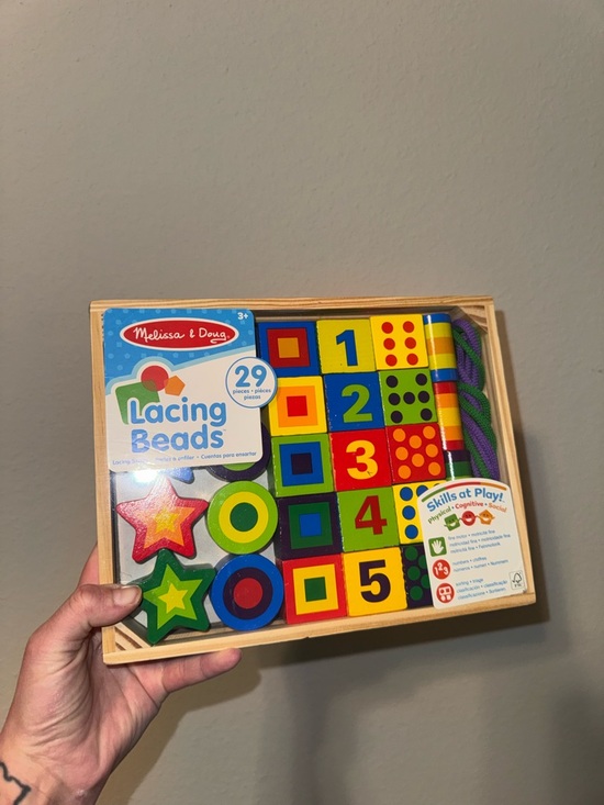 Melissa & Doug Other - Melissa & Doug Lacing Beads – Multicolor Wooden Number & Shape Set